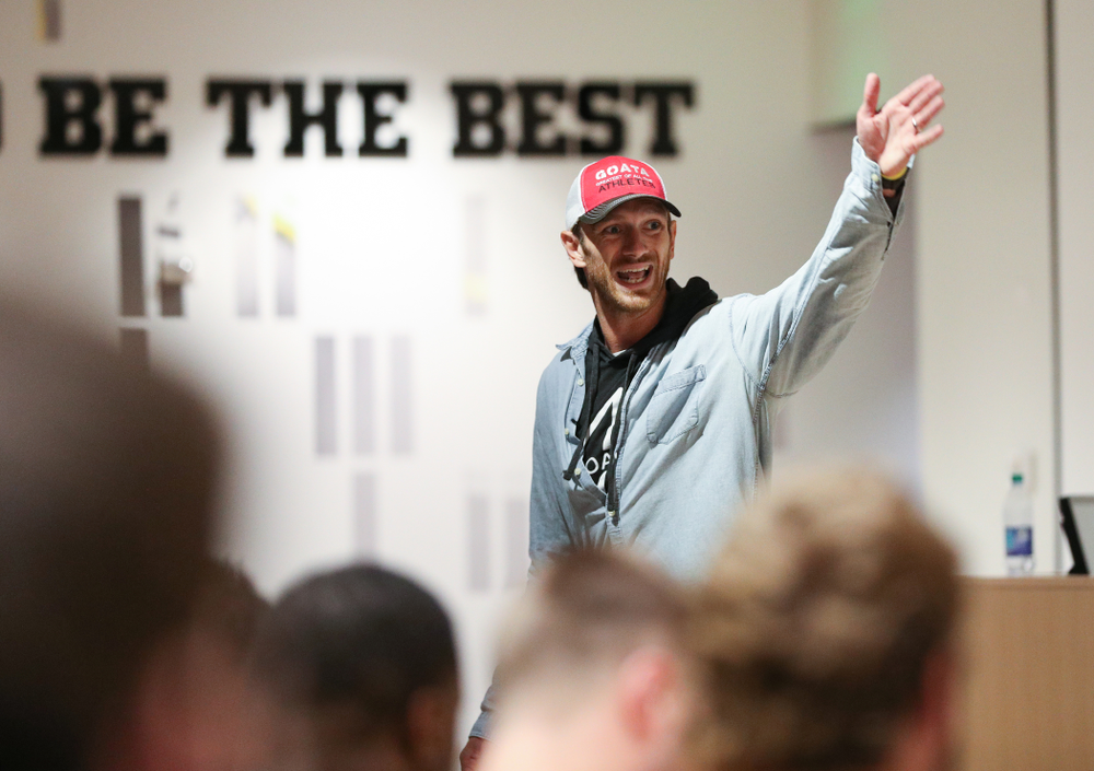 Honorary Captain Ricky Stanzi addresses the team Friday, October 11, 2019 at the Hansen Football Performance Center. (Brian Ray/hawkeyesports.com)