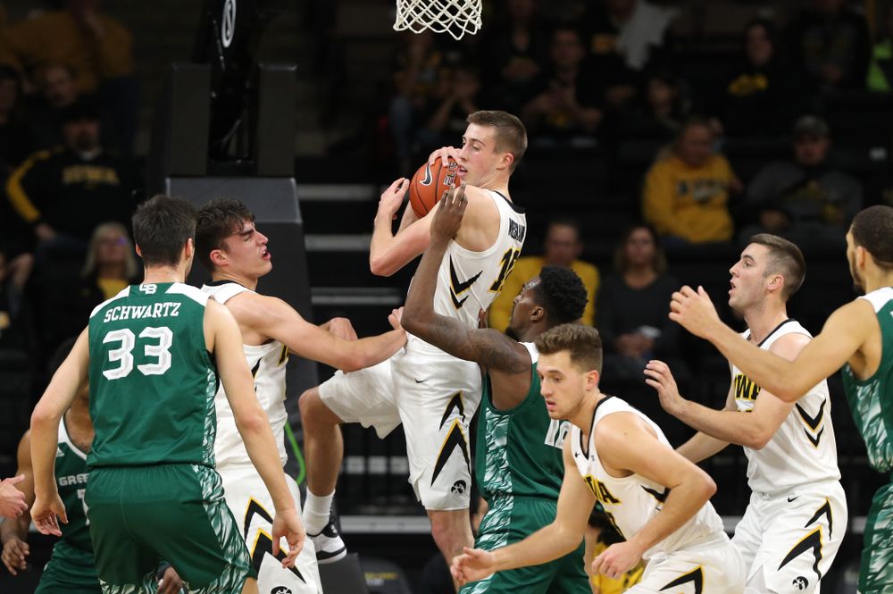 Iowa Hawkeyes guard Joe Wieskamp (10) against UW Green Bay Sunday, November 11, 2018 at Carver-Hawkeye Arena. (Brian Ray/hawkeyesports.com)