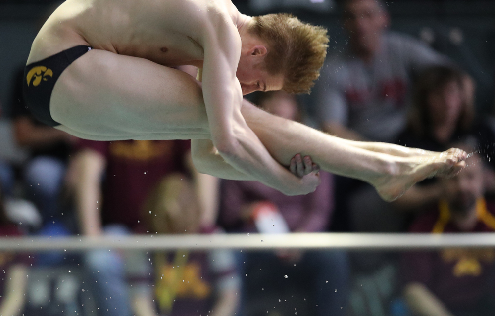 Iowa's Will Brenner competes in the consolation finals of the 1-meter springboard at the 2019 Big Ten Swimming and Diving Championships Thursday, February 28, 2019 at the Campus Wellness and Recreation Center. (Brian Ray/hawkeyesports.com)