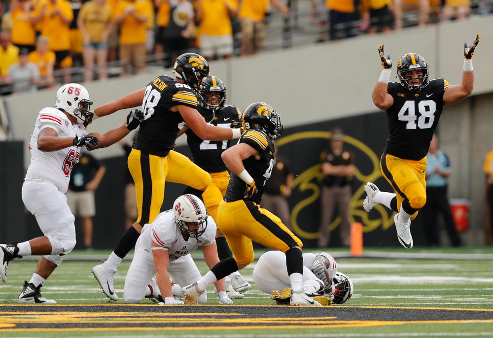 Iowa Hawkeyes linebacker Nick Niemann (49) and linebacker Jack Hockaday (48) against the Northern Illinois Huskies Saturday, September 1, 2018 at Kinnick Stadium. (Brian Ray/hawkeyesports.com)