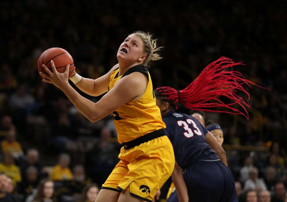 Iowa Hawkeyes forward/center Monika Czinano (25) against the Robert Morris Colonials Sunday, December 2, 2018 at Carver-Hawkeye Arena. (Brian Ray/hawkeyesports.com)