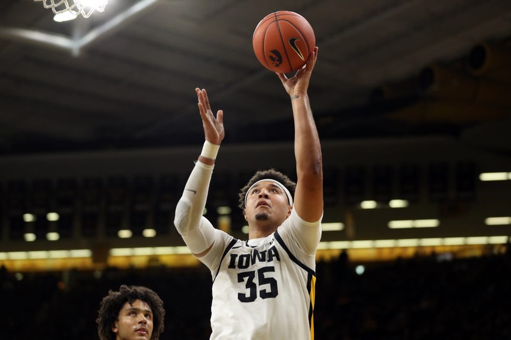 Iowa Hawkeyes forward Cordell Pemsl (35) against Oral Roberts Friday, November 15, 2019 at Carver-Hawkeye Arena. (Brian Ray/hawkeyesports.com)