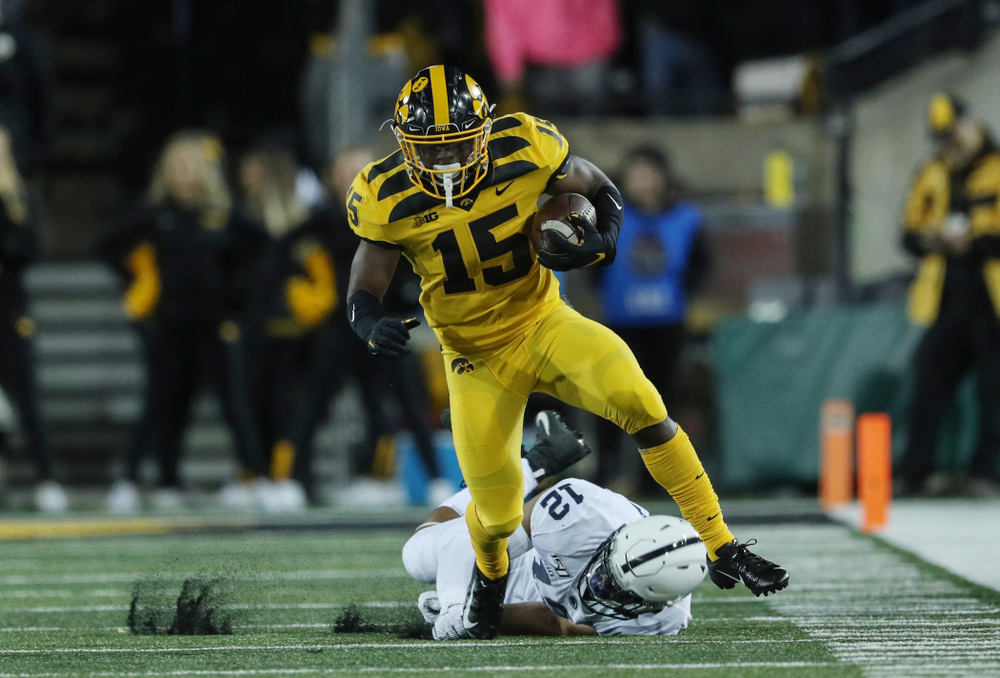 Iowa Hawkeyes running back Tyler Goodson (15) against the Penn State Nittany Lions Saturday, October 12, 2019 at Kinnick Stadium. (Brian Ray/hawkeyesports.com)