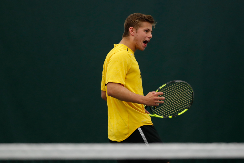 Will Davies and and Piotr Smietana play a doubles match against the Illinois Fighting Illini Saturday, March 31, 2018 at Hawkeye Tennis and Recreation Center. (Brian Ray/hawkeyesports.com)