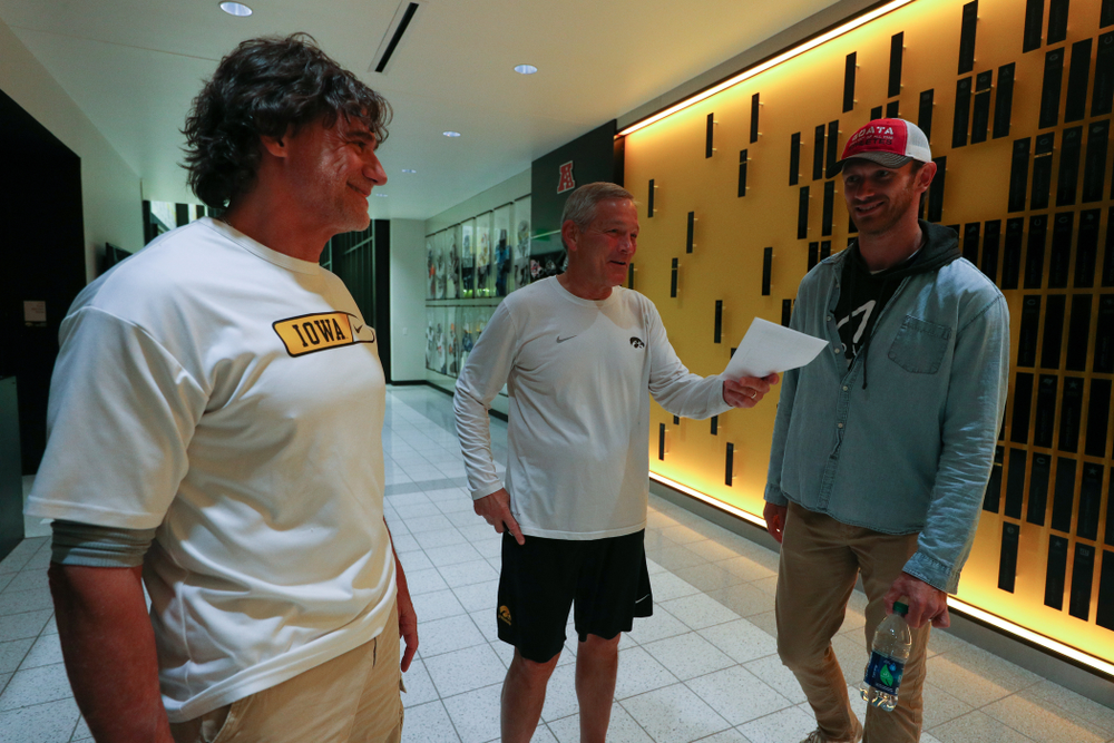 Honorary Captain Ricky Stanzi addresses the team Friday, October 11, 2019 at the Hansen Football Performance Center. (Brian Ray/hawkeyesports.com)