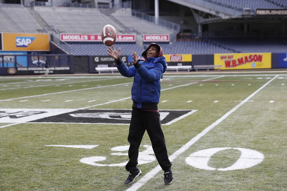 Chalk Talk Clinic at Yankee Stadium in the Bronx, New York, on Dec. 26, 2017. (Darren Miller/hawkeyesports.com)