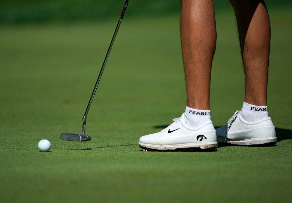 Iowa’s Joe Kim putts during the second day of the Golfweek Conference Challenge at the Cedar Rapids Country Club in Cedar Rapids on Monday, Sep 16, 2019. (Stephen Mally/hawkeyesports.com)