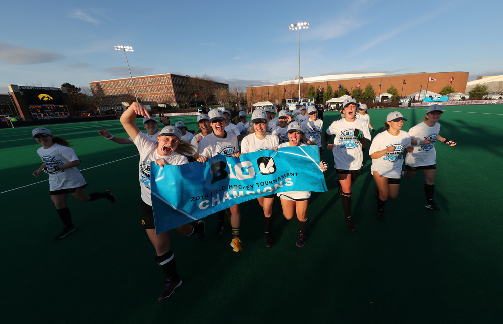 The Iowa Hawkeyes celebrate their victory over Penn State in the 2019 Big Ten Field Hockey Tournament Championship Game Sunday, November 10, 2019 in State College. (Brian Ray/hawkeyesports.com)