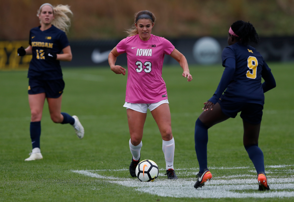 Iowa Hawkeyes Riley Burns (33) against Michigan Sunday, October 14, 2018 at the Iowa Soccer Complex. (Brian Ray/hawkeyesports.com)