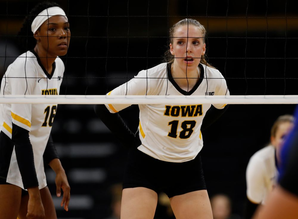 Iowa Hawkeyes middle blocker Hannah Clayton (18) against Eastern Illinois Sunday, September 9, 2018 at Carver-Hawkeye Arena. (Brian Ray/hawkeyesports.com)