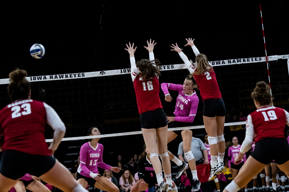 Iowa Hawkeyes outside hitter Cali Hoye (14) against the Wisconsin Badgers Saturday, October 6, 2018 at Carver-Hawkeye Arena. (Clem Messerli/Iowa Sports Pictures)
