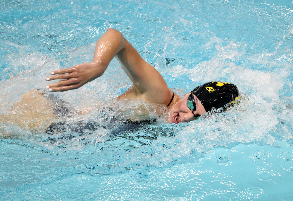IowaÕs Allyssa Fluit competes in the 200 yard freestyle against Notre Dame and Illinois Saturday, January 11, 2020 at the Campus Recreation and Wellness Center. (Brian Ray/hawkeyesports.com)