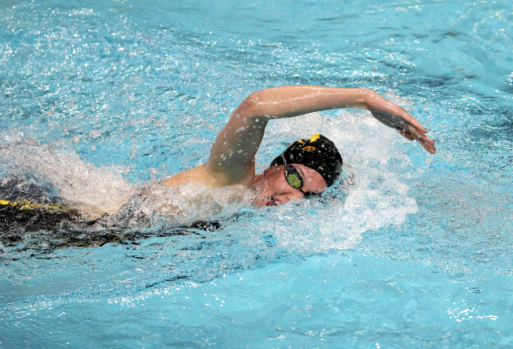 Iowa's Allyssa Fluit swims the 200-yard freestyle against the Iowa State Cyclones in the Iowa Corn Cy-Hawk Series Friday, December 7, 2018 at at the Campus Recreation and Wellness Center. (Brian Ray/hawkeyesports.com)