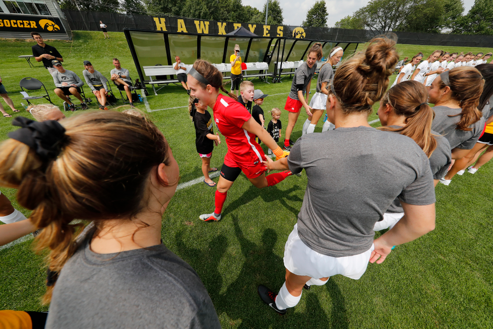 Iowa Hawkeyes Claire Graves (1) against the Creighton Bluejays Sunday, August 19, 2018 at the Iowa Soccer Complex. (Brian Ray/hawkeyesports.com)