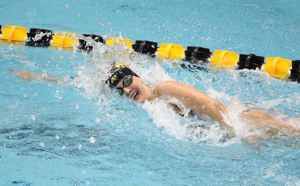 IowaÕs Hannah Burvill competes in the 200 yard freestyle against Notre Dame and Illinois Saturday, January 11, 2020 at the Campus Recreation and Wellness Center. (Brian Ray/hawkeyesports.com)