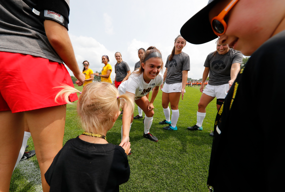 Iowa Hawkeyes Riley Burns (33) against the Creighton Bluejays Sunday, August 19, 2018 at the Iowa Soccer Complex. (Brian Ray/hawkeyesports.com)