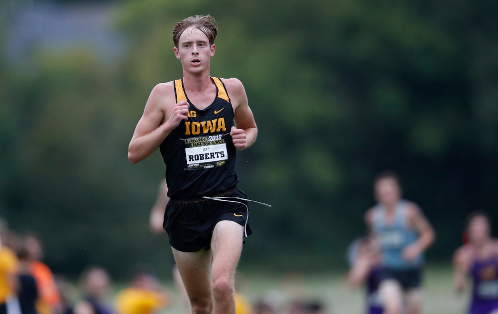 Jeff Roberts during the Hawkeye Invitational Friday, August 31, 2018 at the Ashton Cross Country Course. (Brian Ray/hawkeyesports.com)