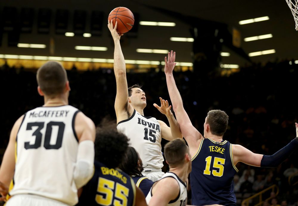 Iowa Hawkeyes forward Ryan Kriener (15) against the Michigan Wolverines Friday, January 17, 2020 at Carver-Hawkeye Arena. (Brian Ray/hawkeyesports.com)
