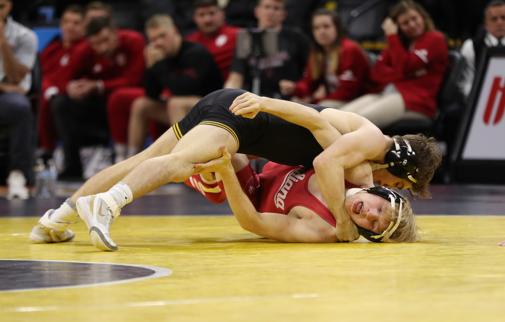 Iowa's Austin DeSanto wrestles Indiana's Paul Konrath at 133 pounds Friday, February 15, 2019 at Carver-Hawkeye Arena. (Brian Ray/hawkeyesports.com)