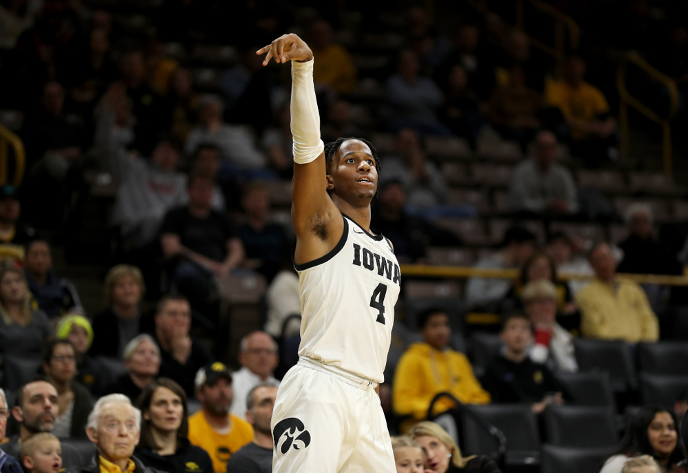 Iowa Hawkeyes guard Bakari Evelyn (4) against the Maryland Terrapins Friday, January 10, 2020 at Carver-Hawkeye Arena. (Brian Ray/hawkeyesports.com)