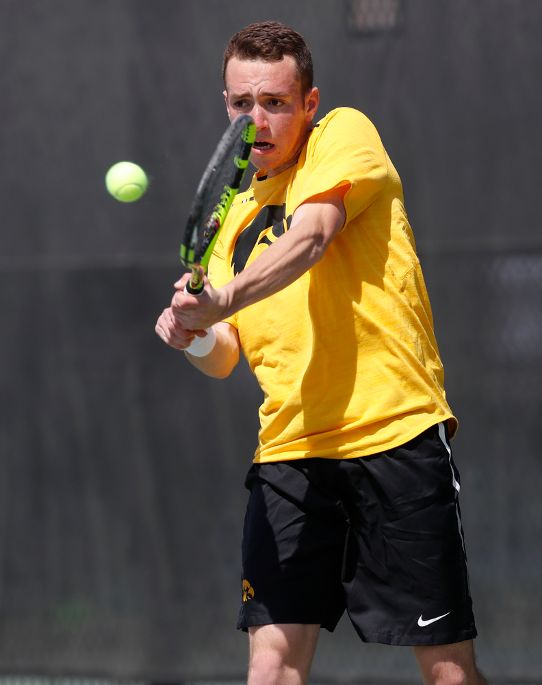 Kareem Allaf against Northwestern in the first round of the 2018 Big Ten Men's Tennis Tournament Thursday, April 26, 2018 at the Hawkeye Tennis and Recreation Complex. (Brian Ray/hawkeyesports.com)