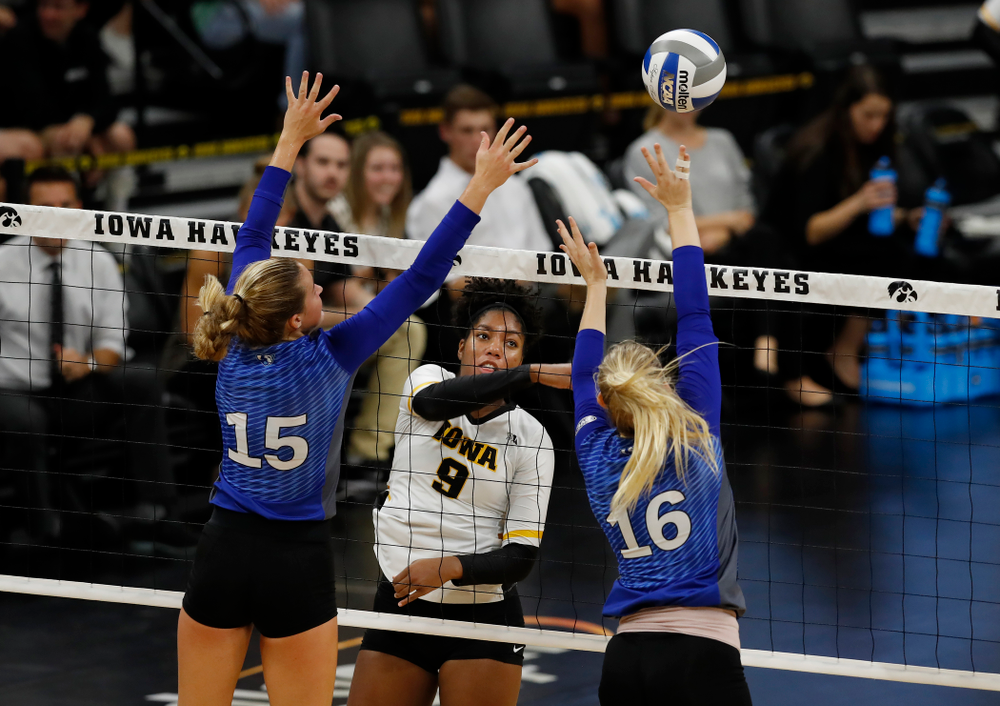 Iowa Hawkeyes middle blocker Amiya Jones (9) against Eastern Illinois Sunday, September 9, 2018 at Carver-Hawkeye Arena. (Brian Ray/hawkeyesports.com)