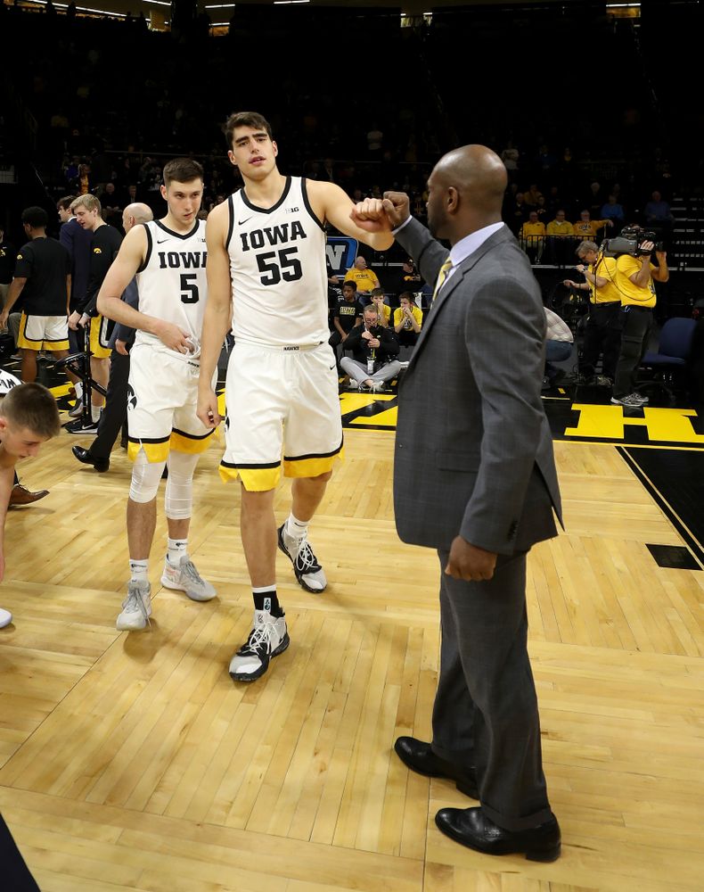 Iowa Hawkeyes forward Luka Garza (55) against the Minnesota Golden Gophers Monday, December 9, 2019 at Carver-Hawkeye Arena. (Brian Ray/hawkeyesports.com)
