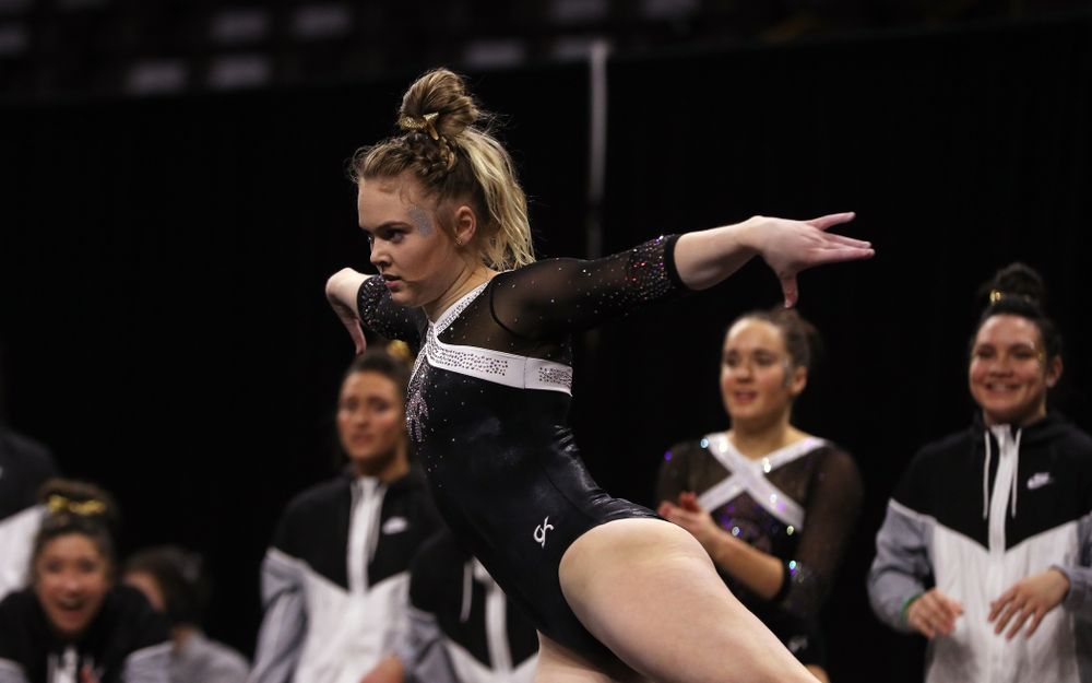 Iowa's Charlotte Sullivan competes on the floor against the Rutgers Scarlet Knights Saturday, January 26, 2019 at Carver-Hawkeye Arena. (Brian Ray/hawkeyesports.com)