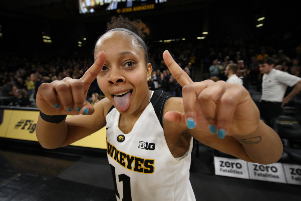 Iowa Hawkeyes guard Tania Davis (11) against the Rutgers Scarlet Knights Wednesday, January 23, 2019 at Carver-Hawkeye Arena. (Brian Ray/hawkeyesports.com)