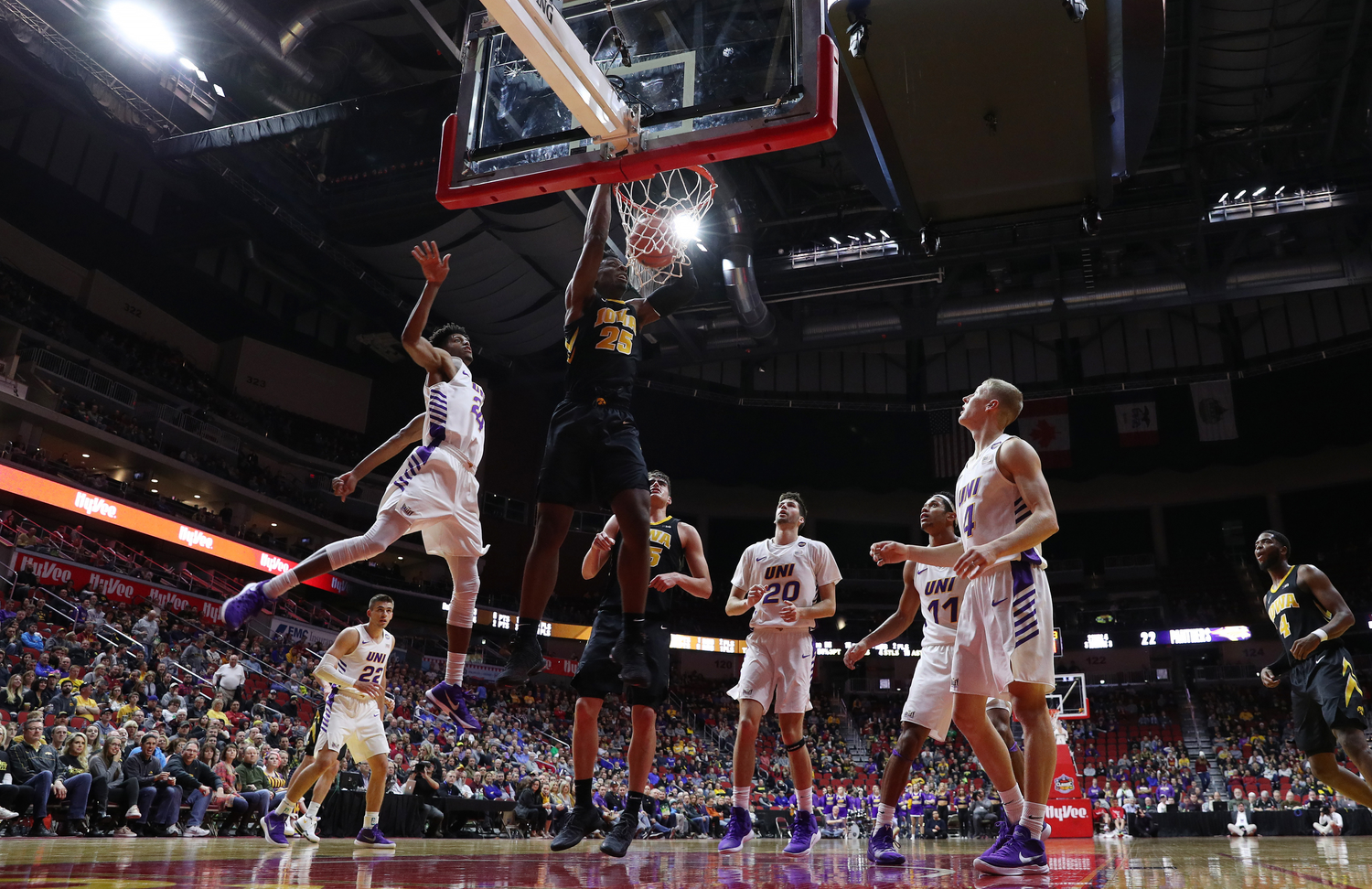 Mbb Iowa Vs Northern Iowa Page 7091 University Of Iowa Athletics