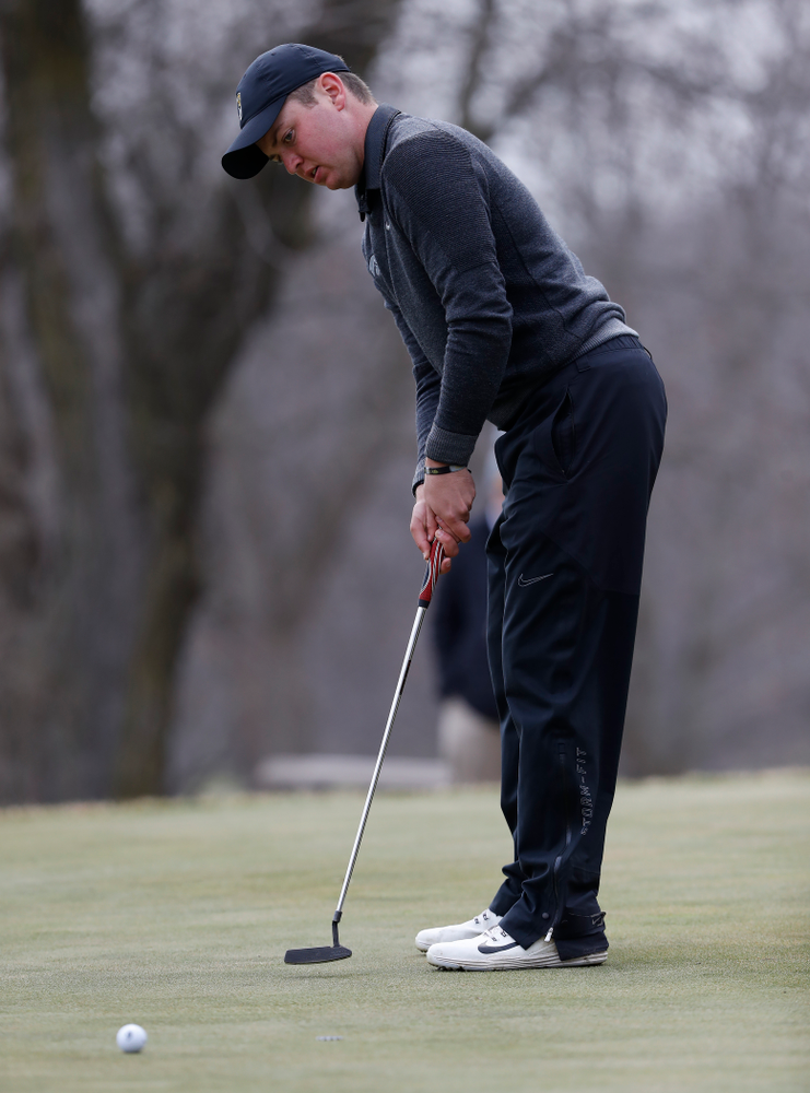 Matthew Walker during the 2018 Hawkeye Invitational Friday, April 13, 2018 at Finkbine Golf Course. (Brian Ray/hawkeyesports.com)