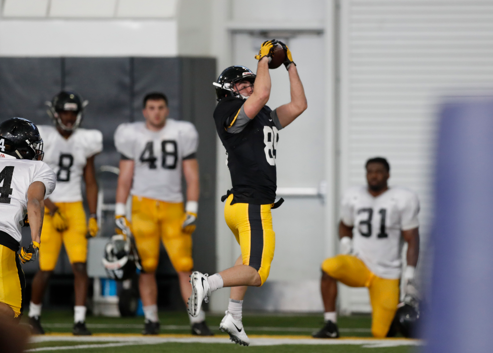 Iowa Hawkeyes wide receiver Nico Ragaini (89) Wednesday, April 4, 2018 at the Hansen Football Performance Center. (Brian Ray/hawkeyesports.com)