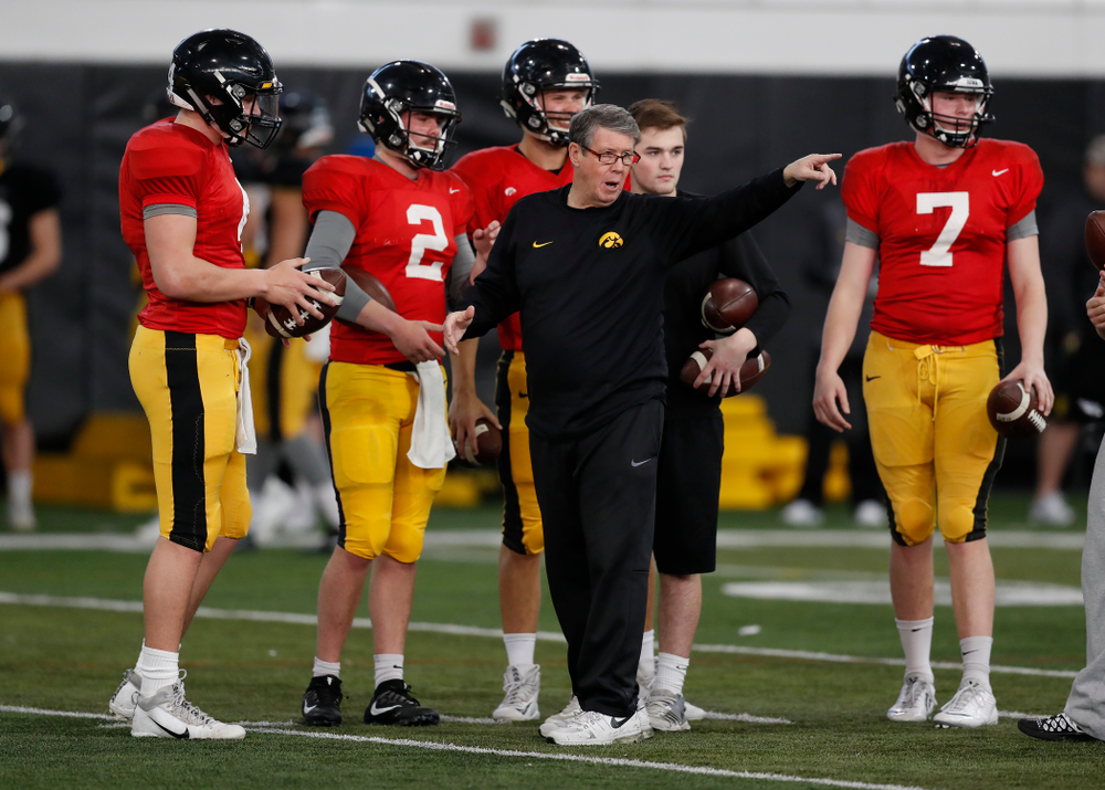 Iowa Hawkeyes quarterbacks coach Ken O'Keefe during spring practice Wednesday, March 28, 2018 at the Hansen Football Performance Center. (Brian Ray/hawkeyesports.com)