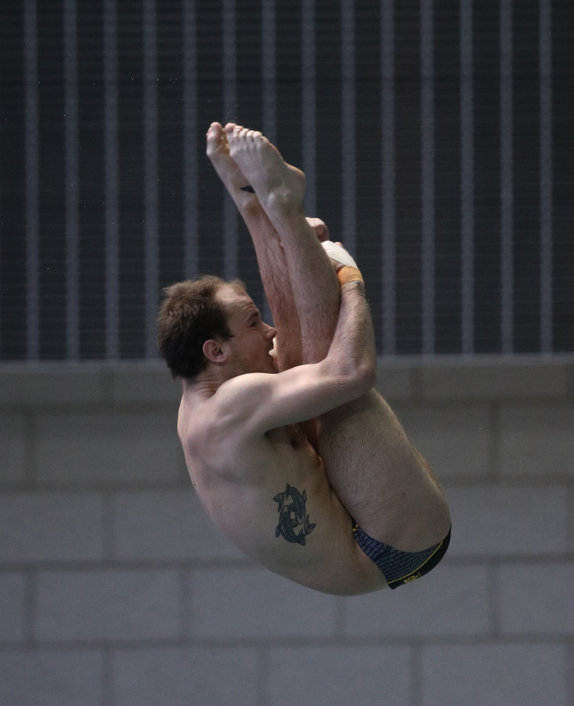 Iowa's Anton Hoherz competes on the 3-meter springboard during the third day of the 2019 Big Ten Swimming and Diving Championships Thursday, February 28, 2019 at the Campus Wellness and Recreation Center. (Brian Ray/hawkeyesports.com)
