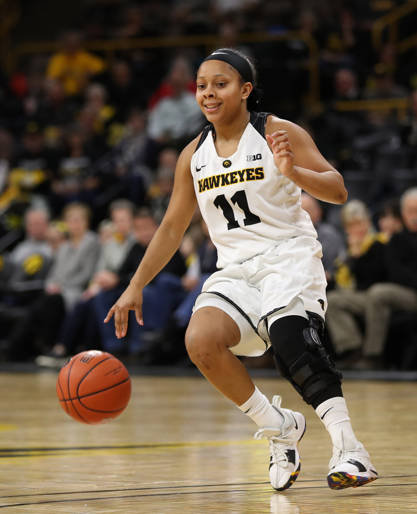 Iowa Hawkeyes guard Tania Davis (11) against the Nebraska Cornhuskers Thursday, January 3, 2019 at Carver-Hawkeye Arena. (Brian Ray/hawkeyesports.com)
