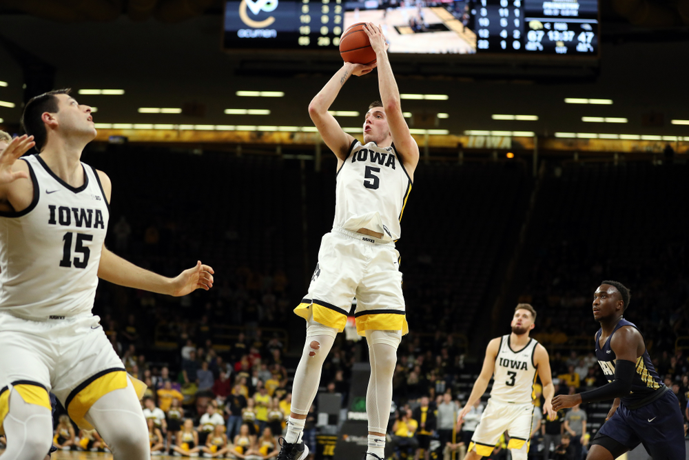 Iowa Hawkeyes guard CJ Fredrick (5) against Oral Roberts Friday, November 15, 2019 at Carver-Hawkeye Arena. (Brian Ray/hawkeyesports.com)