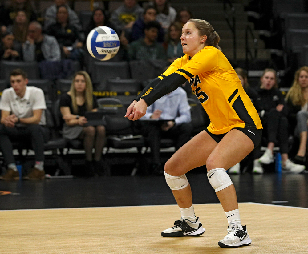 Iowa’s Maddie Slagle (15) eyes the ball during the first set of their match at Carver-Hawkeye Arena in Iowa City on Friday, Nov 29, 2019. (Stephen Mally/hawkeyesports.com)