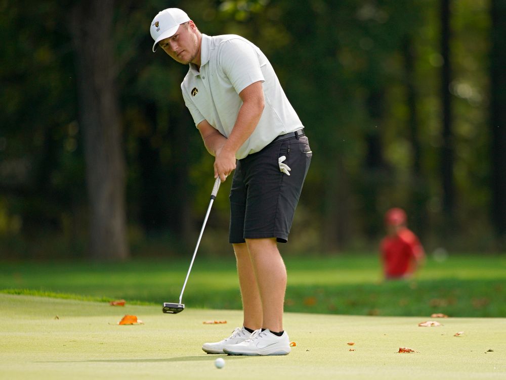Iowa’s Alex Schaake putts during the second day of the Golfweek Conference Challenge at the Cedar Rapids Country Club in Cedar Rapids on Monday, Sep 16, 2019. (Stephen Mally/hawkeyesports.com)