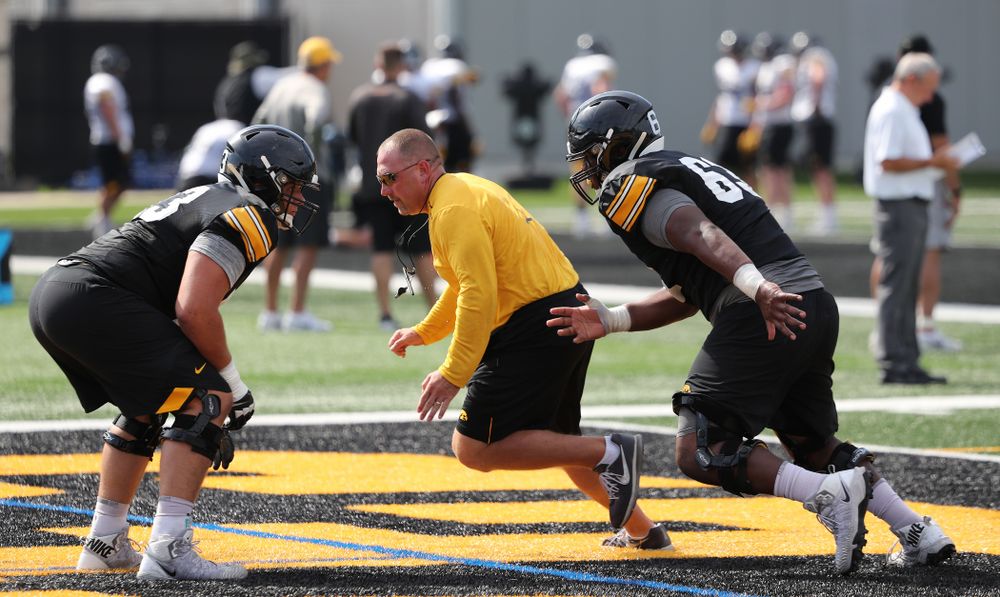 owa Hawkeyes offensive line coach Tim Polasek during Fall Camp Practice No. 4 Monday, August 5, 2019 at the Ronald D. and Margaret L. Kenyon Football Practice Facility. (Brian Ray/hawkeyesports.com)
