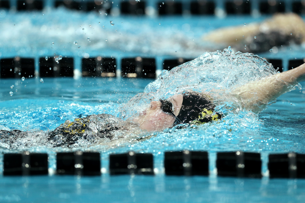 Iowa's Kelsey Drake swims the 200 yard Individual Medley Thursday, November 15, 2018 during the 2018 Hawkeye Invitational at the Campus Recreation and Wellness Center. (Brian Ray/hawkeyesports.com)