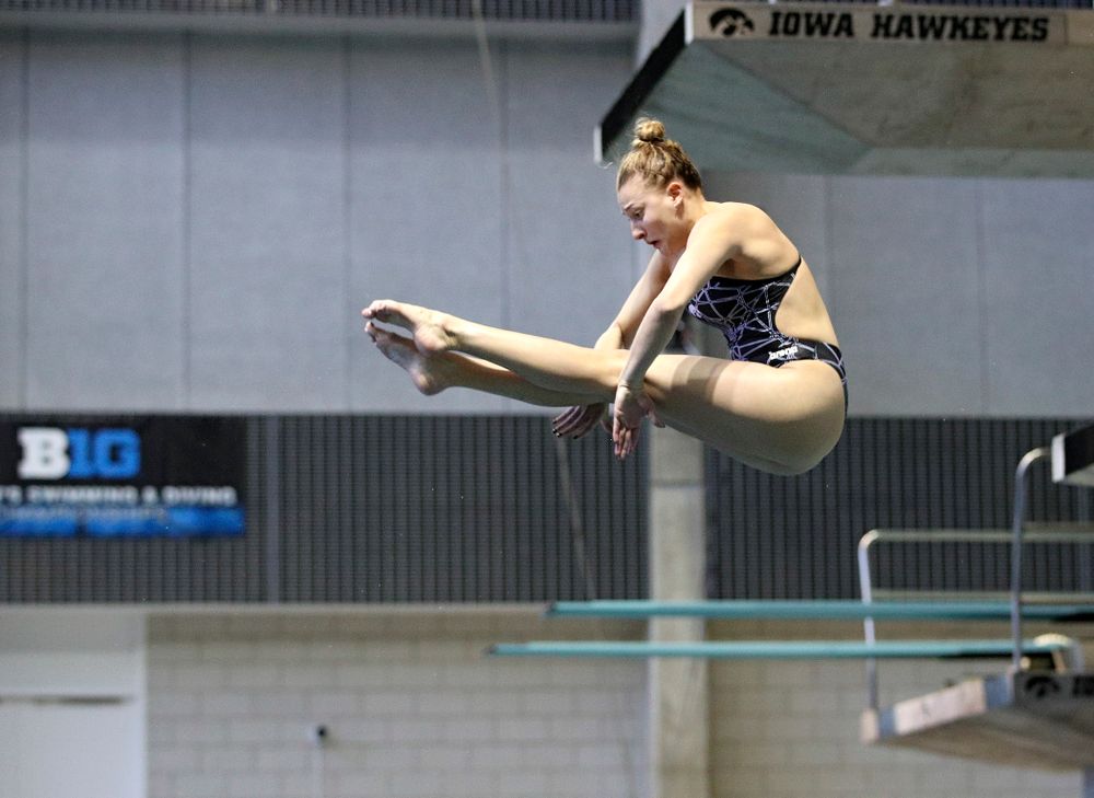 Iowa’s Samantha Tamborski competes in the women’s 1 meter diving preliminary event during the 2020 Women’s Big Ten Swimming and Diving Championships at the Campus Recreation and Wellness Center in Iowa City on Thursday, February 20, 2020. (Stephen Mally/hawkeyesports.com)