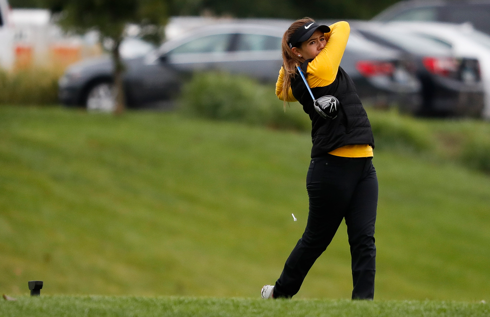 Iowa's Manuela Lizarazu tees off during the Diane Thomason Invitational at Finkbine Golf Course on September 29, 2018. (Tork Mason/hawkeyesports.com)