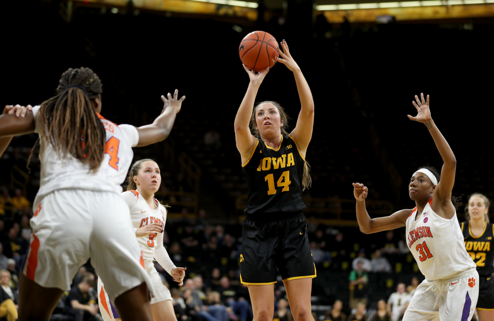 Iowa Hawkeyes forward McKenna Warnock (14) against Clemson Wednesday, December 4, 2019 at Carver-Hawkeye Arena. (Brian Ray/hawkeyesports.com)