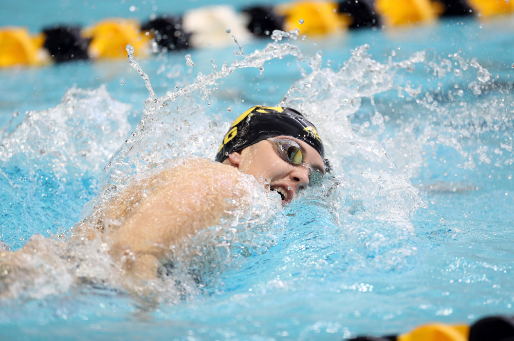 IowaÕs Payton Lange swims the 200 yard freestyle agains the Michigan Wolverines Friday, November 1, 2019 at the Campus Recreation and Wellness Center. (Brian Ray/hawkeyesports.com)