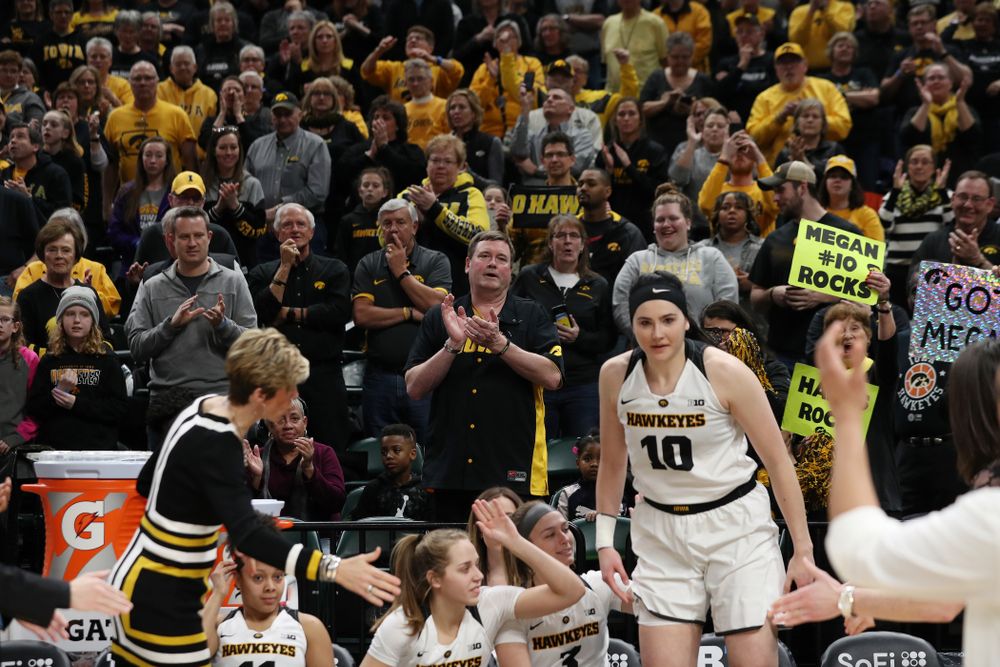 Clendon Gustafson against the Indiana Hoosiers in the quarterfinals of the Big Ten Tournament Friday, March 8, 2019 at Bankers Life Fieldhouse in Indianapolis, Ind. (Brian Ray/hawkeyesports.com)