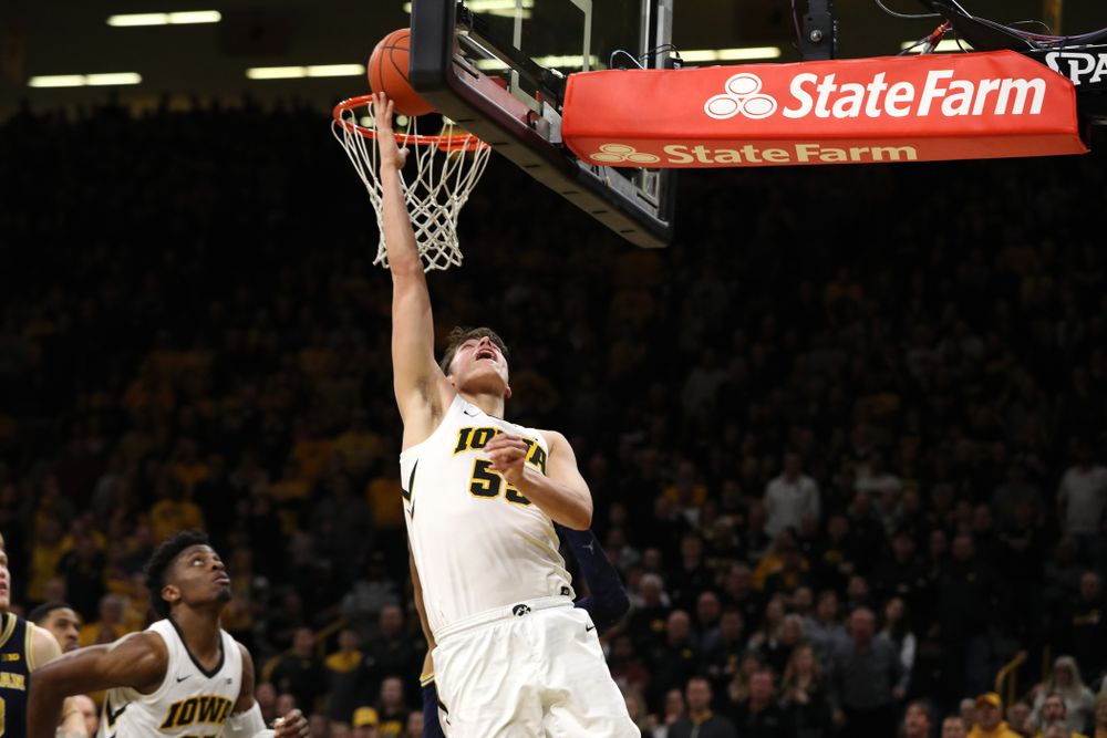 Iowa Hawkeyes guard CJ Fredrick (5) against the Michigan Wolverines Friday, February 1, 2019 at Carver-Hawkeye Arena. (Brian Ray/hawkeyesports.com)