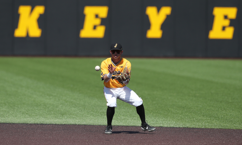 Iowa Hawkeyes infielder Mitchell Boe (4) against the Nebraska Cornhuskers Sunday, April 21, 2019 at Duane Banks Field. (Brian Ray/hawkeyesports.com)