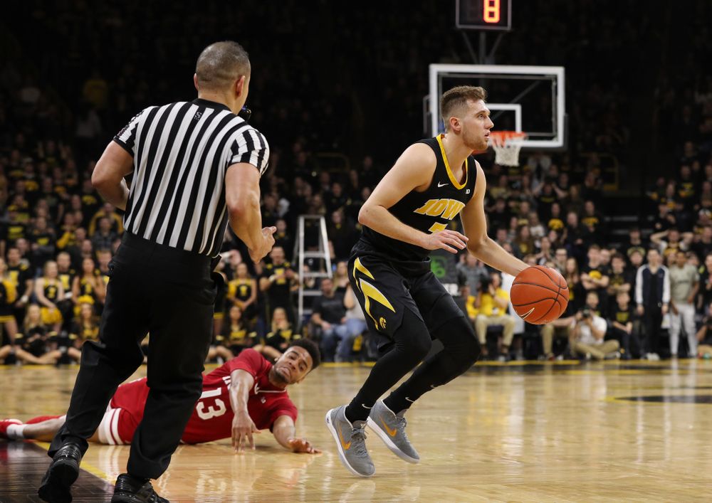 Iowa Hawkeyes guard Jordan Bohannon (3) against the Indiana Hoosiers Friday, February 22, 2019 at Carver-Hawkeye Arena. (Brian Ray/hawkeyesports.com)