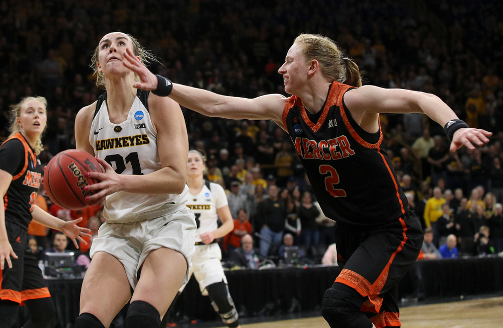 Wbb Iowa 66 Mercer 61 University Of Iowa Athletics