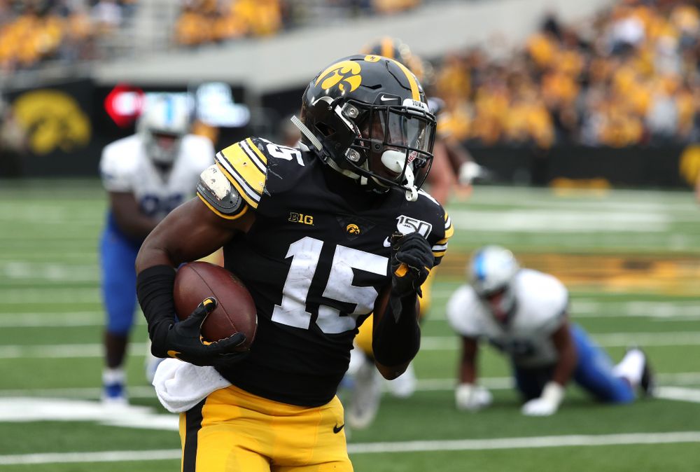 Iowa Hawkeyes running back Tyler Goodson (15) against Middle Tennessee State Saturday, September 28, 2019 at Kinnick Stadium. (Brian Ray/hawkeyesports.com)